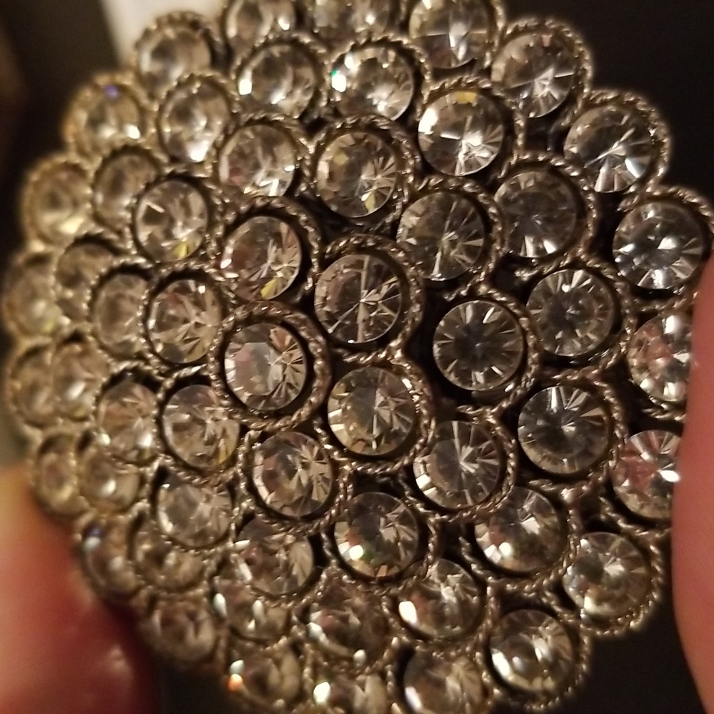 Vintage 1960s Lisner Silver Tone Diamante Domed Rhinestone Brooch - Picture 4 of 6